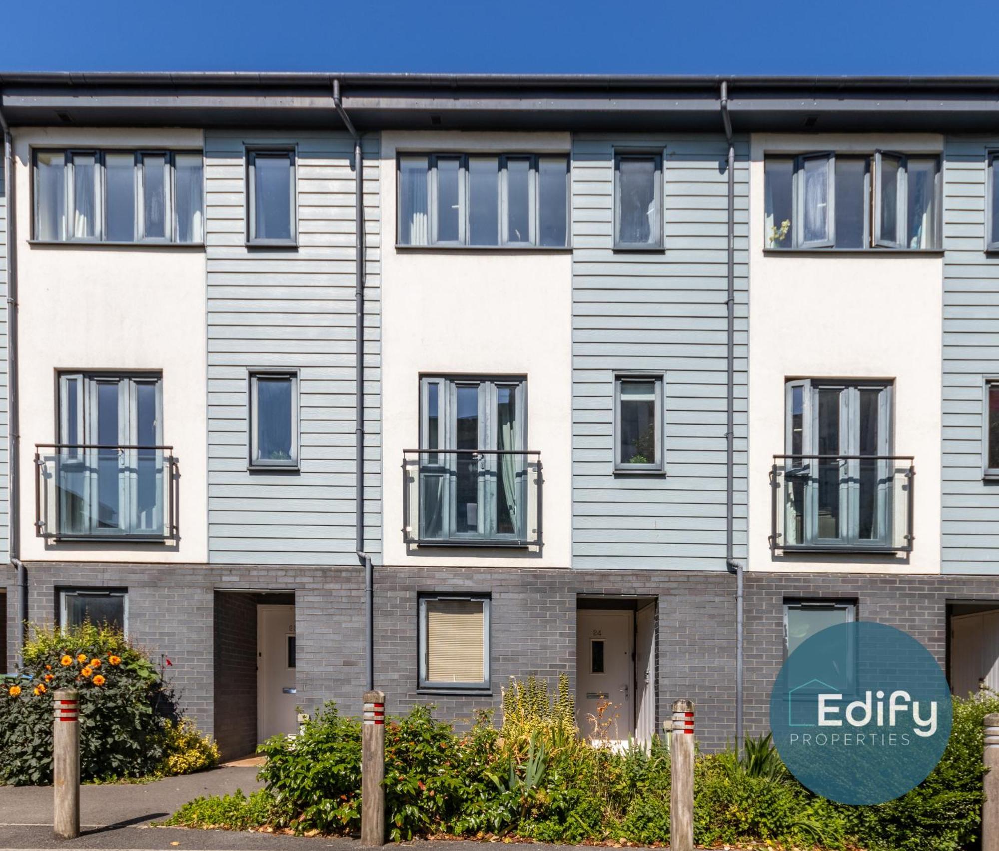 City Centre Townhouse, Sleeps 8, Free Parking 사우샘프턴 외부 사진